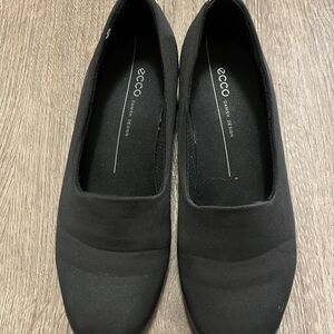 Ecco Women's Elegant Black Loafers